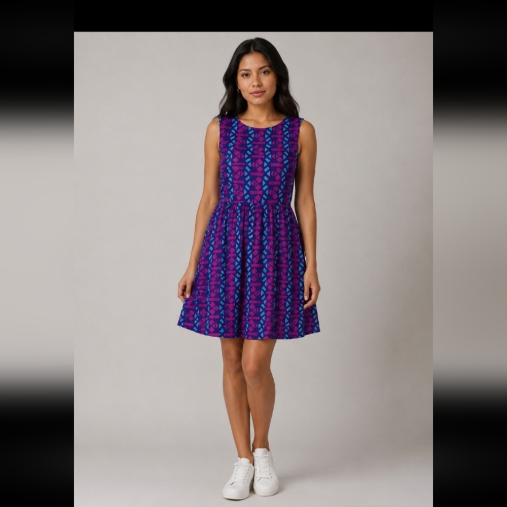 ONE CLOTHING Large Sleeveless Exposed Back Dress